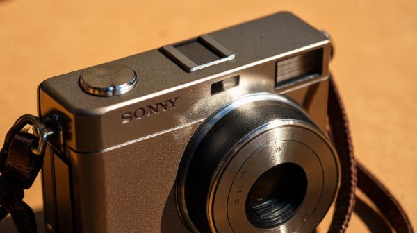 Top fonctionnalités du Sony Digicube au design rétro